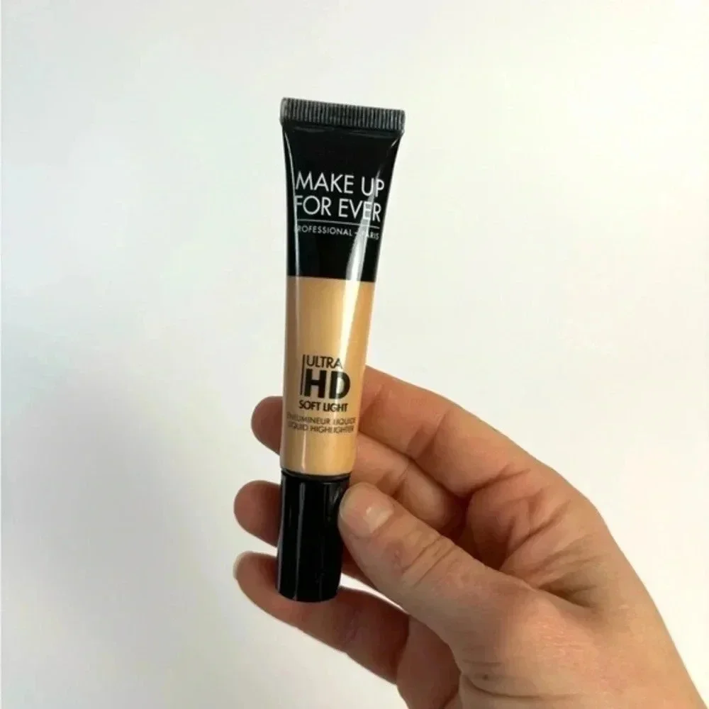 NWT Makeup Forever Ultra HD Soft Light Liquid Highlighter- 30 shade